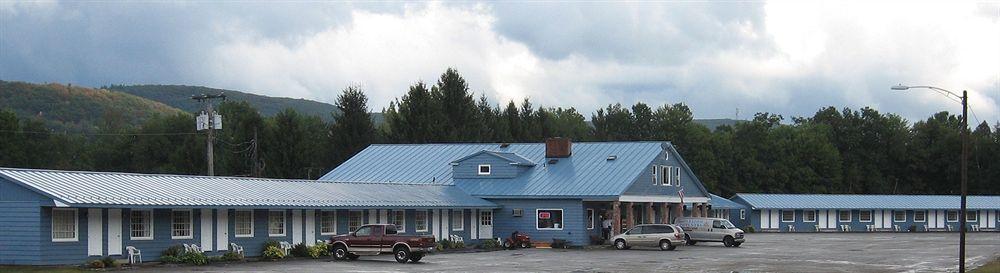 Rodeway Inn Bellows Falls Exterior photo